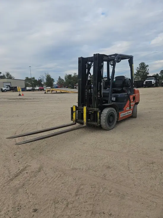 2019 Toyota 8FGU25 Warehouse Forklift