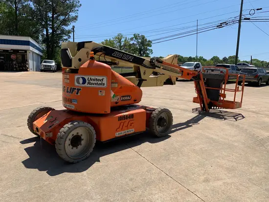 2013 JLG E450AJ Articulating Boom Lift