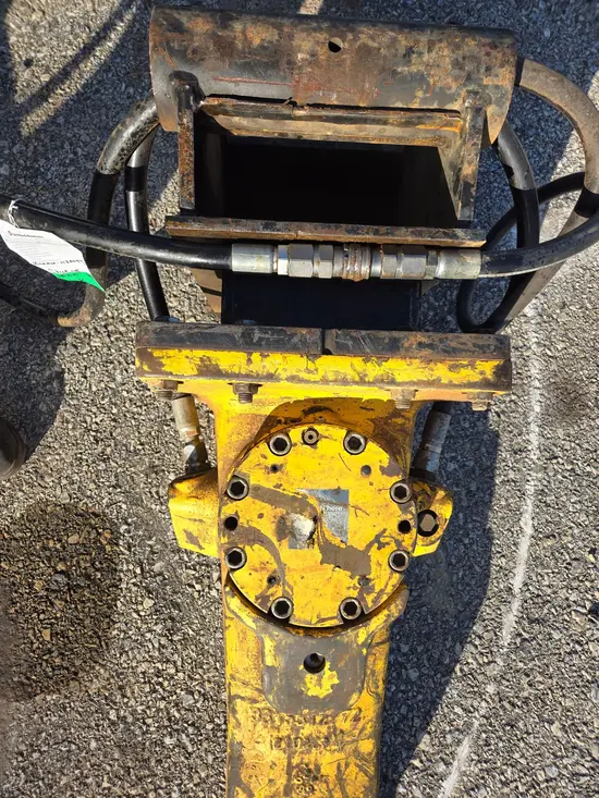 2021 Epiroc SB 452 Attachment