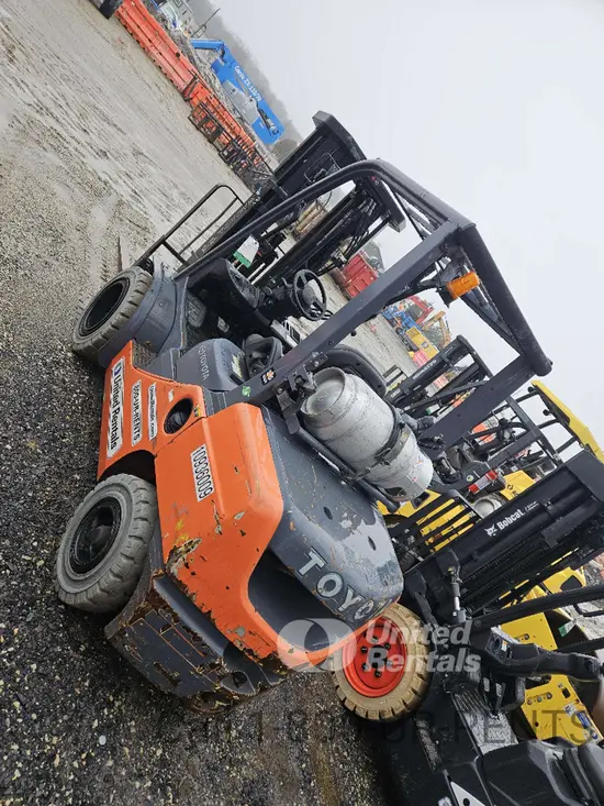 2019 Toyota 8FGU30 Warehouse Forklift