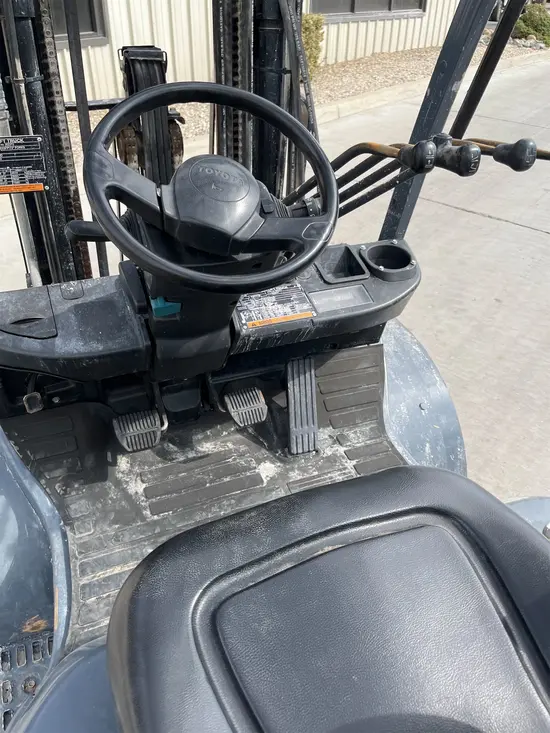 2018 Toyota 8FDU25 Warehouse Forklift