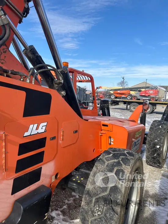 2018 SKYTRAK 10054 Forklift