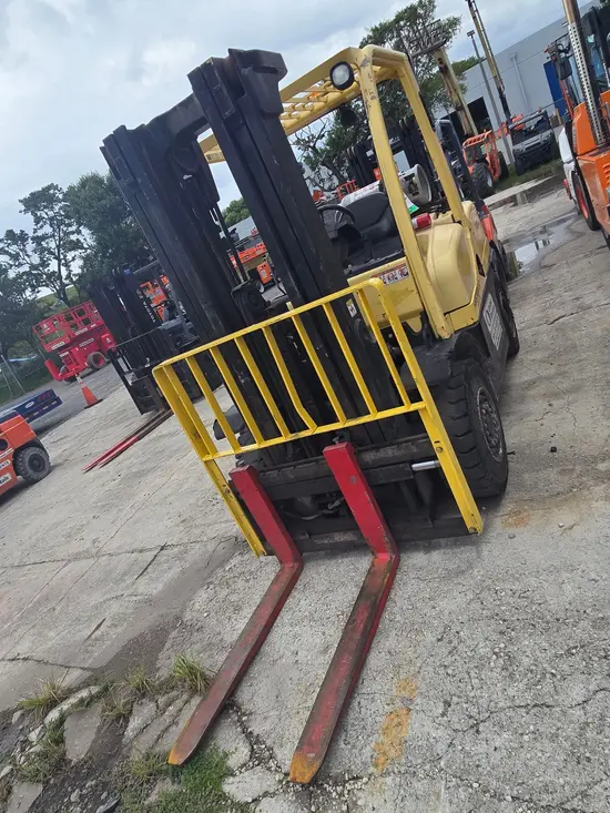 2016 HYSTER H80FT Warehouse Forklift