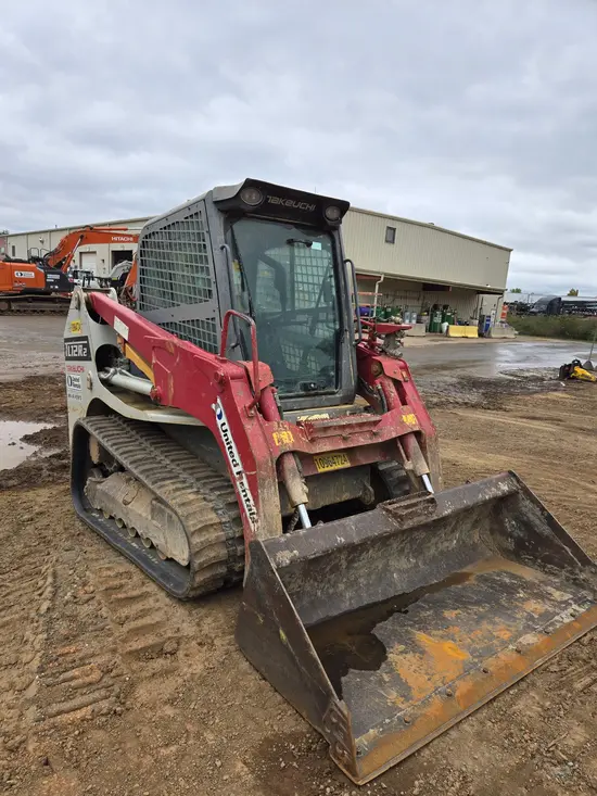 2019 Takeuchi TL12R2-CR Track Loader