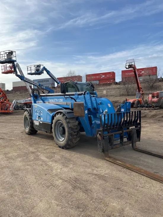 2018 Genie GTH-1256 Forklift