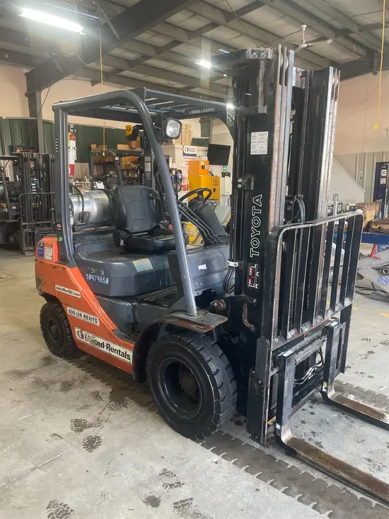 2019 Toyota 8FGU25 Warehouse Forklift