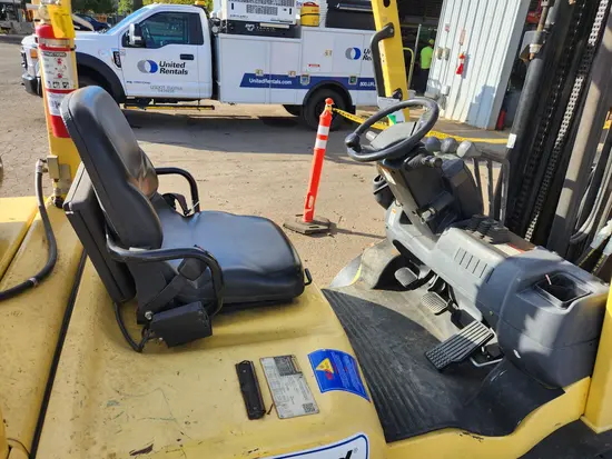 2019 HYSTER H50XT Warehouse Forklift