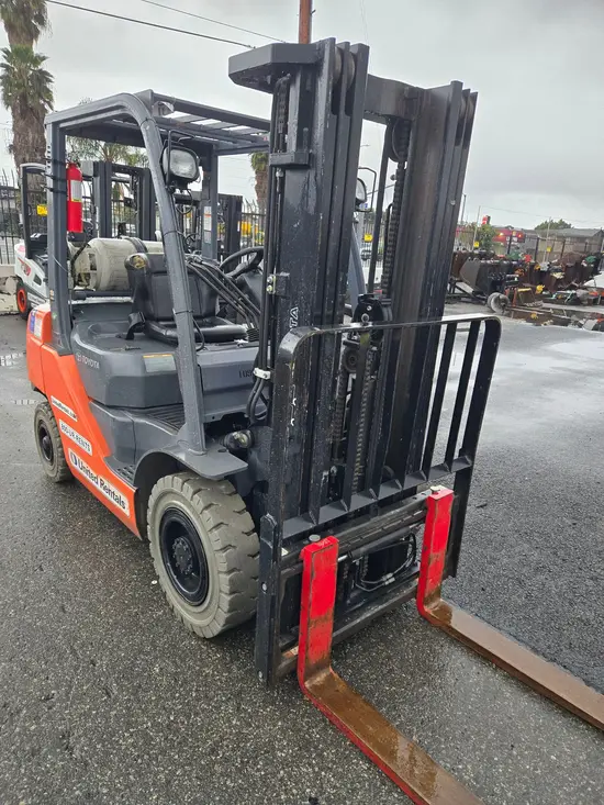 2019 Toyota 8FGU25 Warehouse Forklift