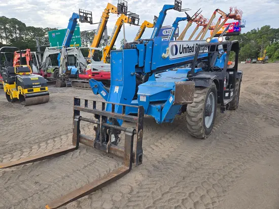 2018 Genie GTH-1056 Forklift