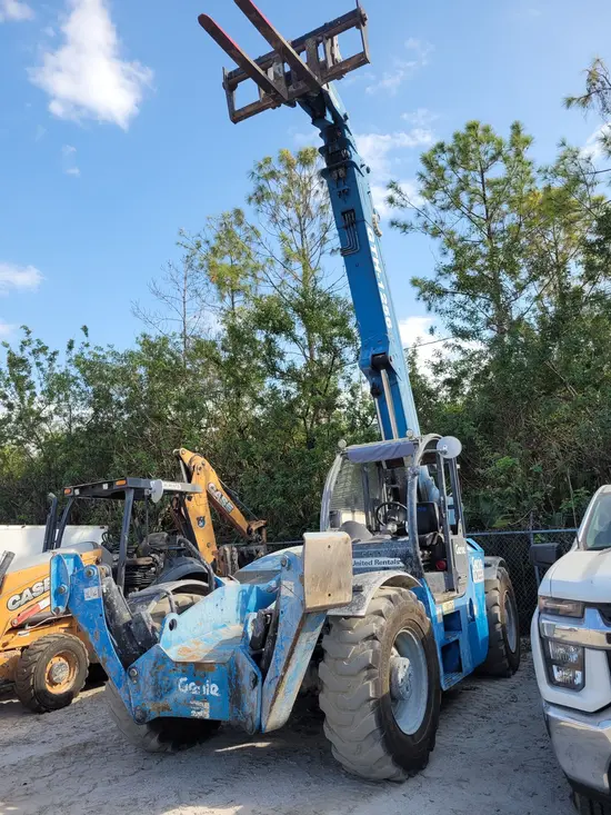 2016 Genie GTH-1256 Forklift