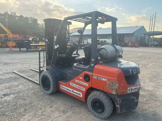2020 Toyota 8FGU30 Warehouse Forklift