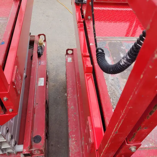 2018 MEC MICRO 19 Scissor Lift