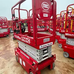 2018 MEC 1330SE Scissor Lift