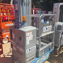 2015 Genie GR-20 Self-Propelled One-Person Lift