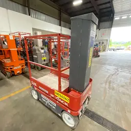2019 Skyjack SJ16 Self-Propelled One-Person Lift