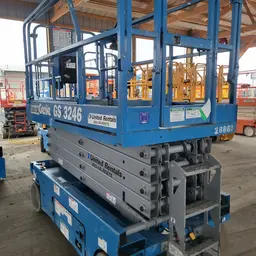 2018 Genie GS-3246 Scissor Lift