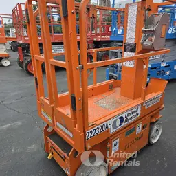 2019 Snorkel TM12E Self-Propelled One-Person Lift