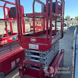 2018 MEC MICRO 19 Scissor Lift