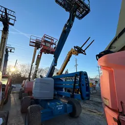 2013 Genie Z-45/25 IC Articulating Boom Lift