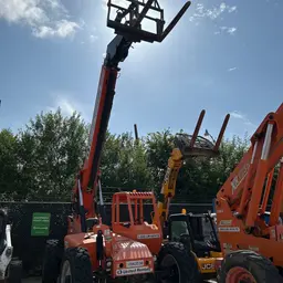 2017 SKYTRAK 6042 Forklift