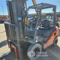2019 Toyota 8FGU25 Warehouse Forklift