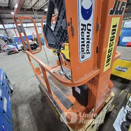 2019 JLG 1230ES Self-Propelled One-Person Lift