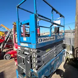 2018 Genie GS-3232 Scissor Lift