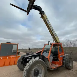 2016 JLG 642 Forklift