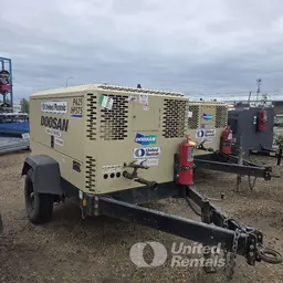2020 Doosan P425/HP375WCU Air Compressor