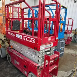 2018 MEC 1930SE Scissor Lift