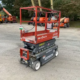 2018 Skyjack SJIII3219 Scissor Lift