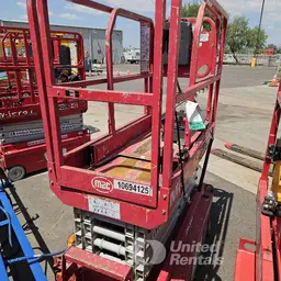 2017 MEC MICRO 19 Scissor Lift