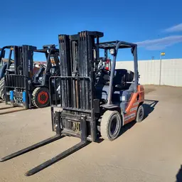 2019 Toyota 8FGU25 Warehouse Forklift