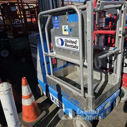 2019 Genie GR-20 Self-Propelled One-Person Lift