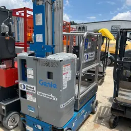 2017 Genie GR-20 Self-Propelled One-Person Lift
