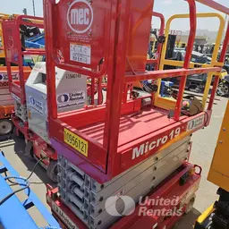2019 MEC MICRO 19 Scissor Lift
