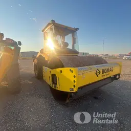 2021 BOMAG BW211D-5 Single Drum Roller