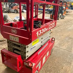 2019 MEC 1330SE Scissor Lift