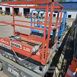 2017 Skyjack SJIII3219 Scissor Lift