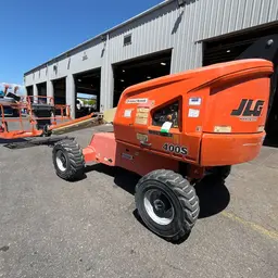 2017 JLG 400S Boom Lift