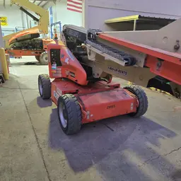 2016 JLG E450AJ Articulating Boom Lift