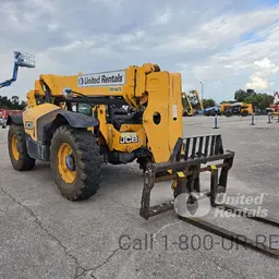2018 JCB 507-42 Forklift