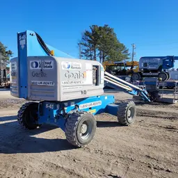 2016 Genie Z-62/40J Articulating Boom Lift