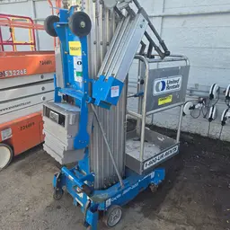 2017 Genie AWP-30SDC Pusharound Lift
