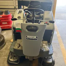 2022 Clarke SW4000 49 Sweeper