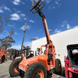 2017 SKYTRAK 6042 Forklift