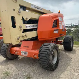 2017 JLG 450AJ Articulating Boom Lift