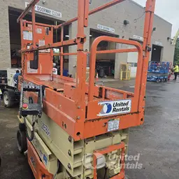 2017 JLG 2632ES Scissor Lift