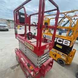 2019 MEC MICRO 19 Scissor Lift