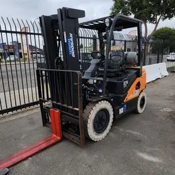 2022 Doosan G25P-7DF Warehouse Forklift